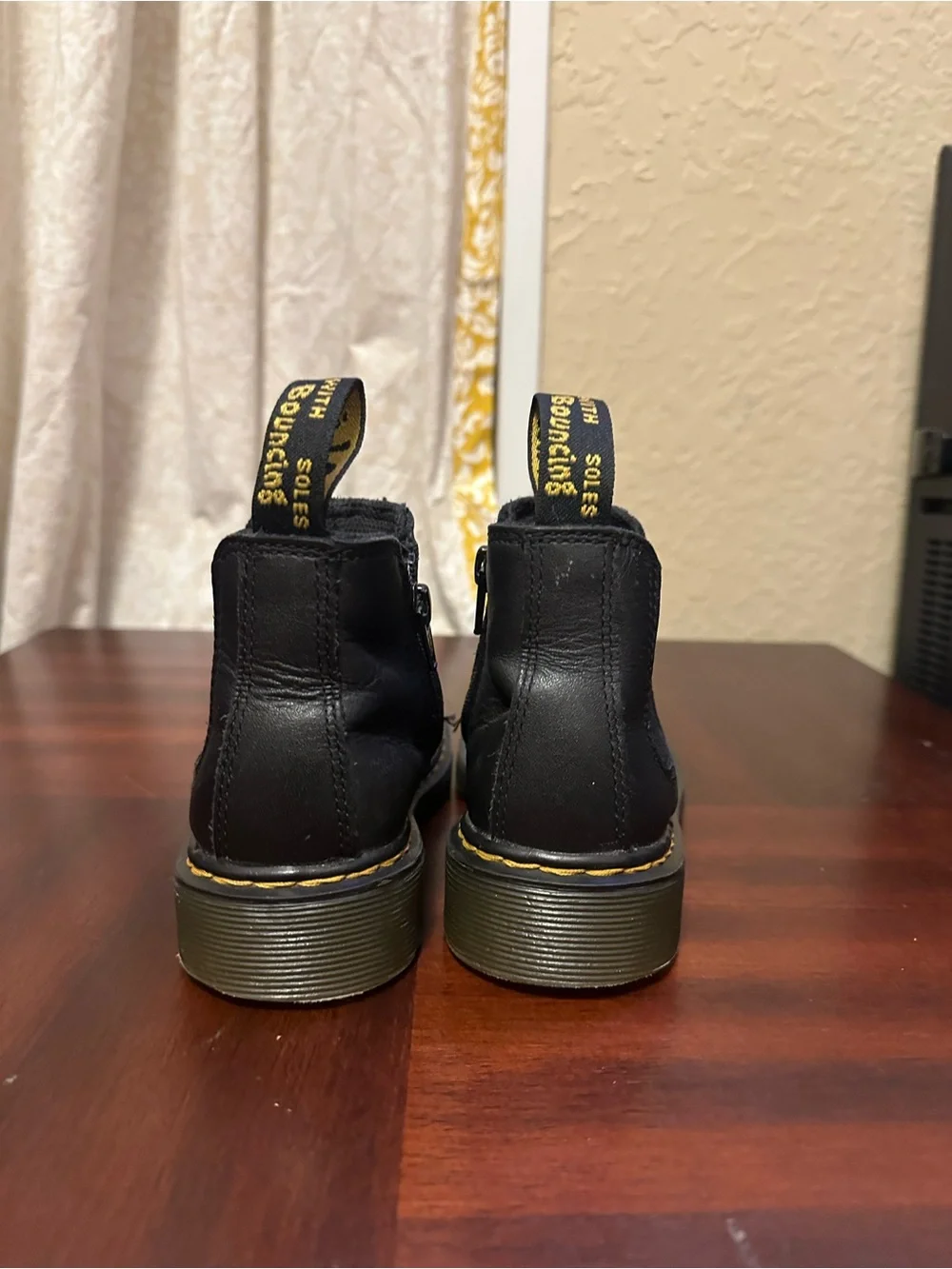 Dr. Martens 2976 J Chelsea Boots Kids Size 12 Black Softy T Leather Side Zip